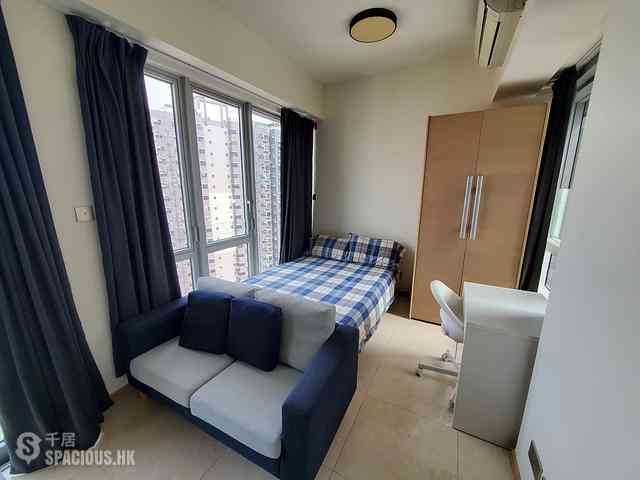 Sai Ying Pun - 63, Pokfulam 01