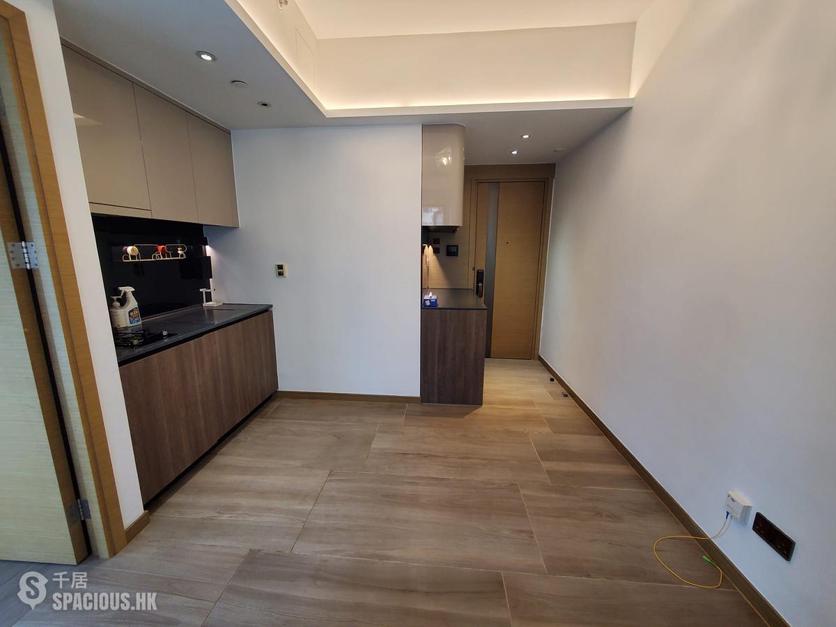 Sai Ying Pun - One・Artlane 01
