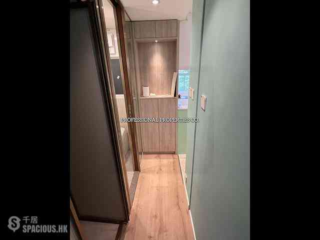 Poho - 236, Hollywood Road 06