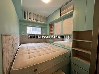 Poho - 236, Hollywood Road 07