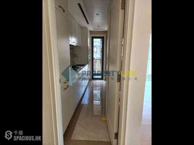Sai Ying Pun - Kensington Hill 02