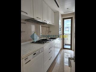 Sai Ying Pun - Kensington Hill 04