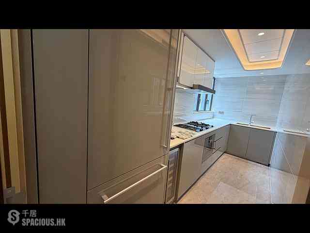 Wong Chuk Hang - The Southside Phase 4A Tower 2B 08