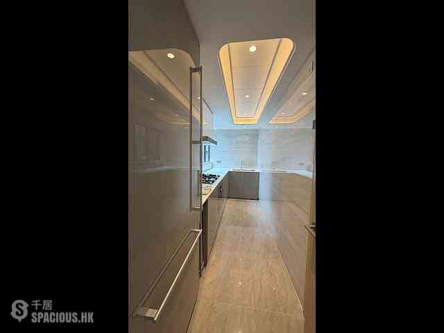 Wong Chuk Hang - The Southside Phase 4A Tower 2B 09