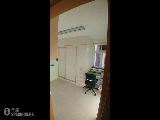 Quarry Bay - Nan Fung Sun Chuen Block 5 06