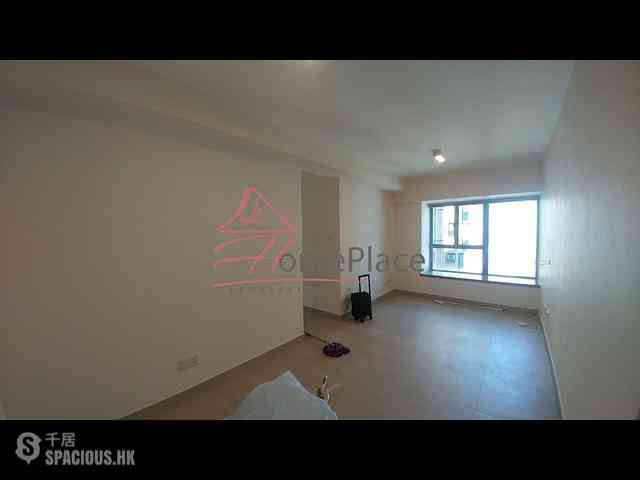 Sheung Wan - Queen's Terrace 01