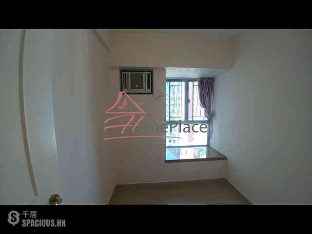 Sheung Wan - Queen's Terrace 04