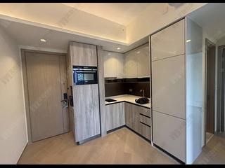 Lohas Park - Lohas Park Phase 11B Villa Garda I Block 1 (1A) 03