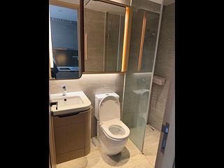 Hung Hom - Upper East Tower 1C 02