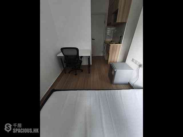 Mong Kok - Wong Choy Mansion 02
