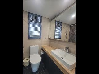 Tai Kok Tsui - Florient Rise Tower 2 08