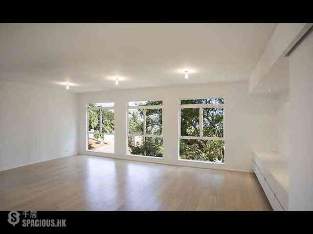 The Peak - Strawberry Hill 08