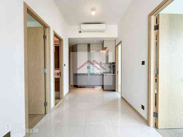 Sai Ying Pun - Upper Manor 03