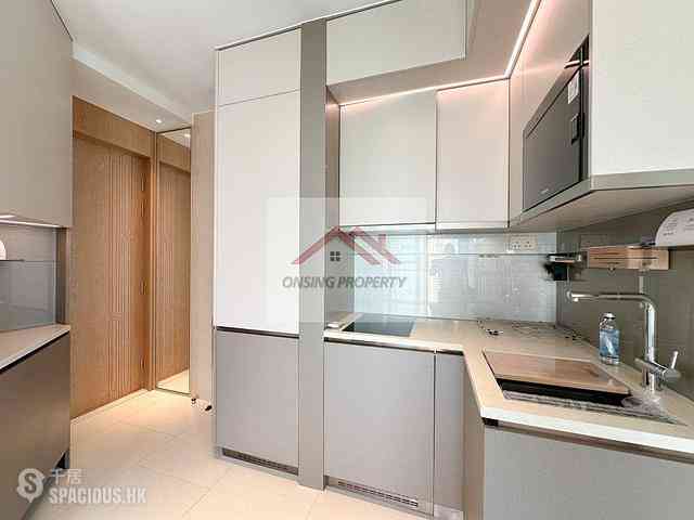 Sai Ying Pun - Upper Manor 05