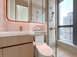 Sai Ying Pun - Upper Manor 08