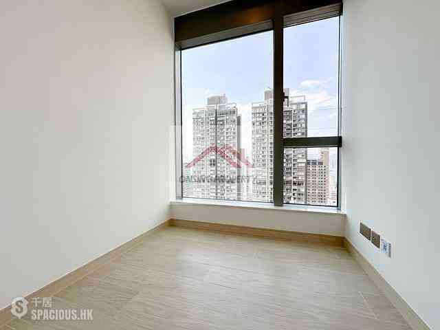 Sai Ying Pun - Upper Manor 09