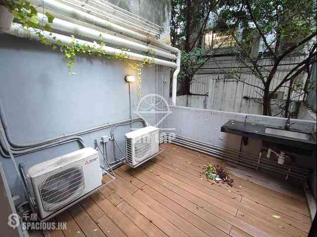 Sheung Wan - 256-258, Hollywood Road 04