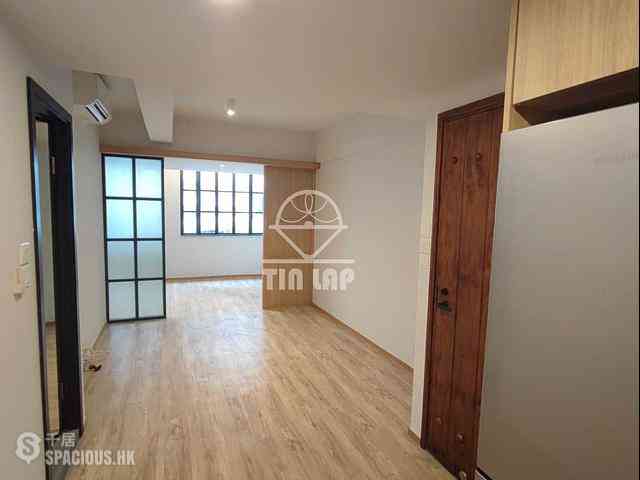 Sheung Wan - 256-258, Hollywood Road 11