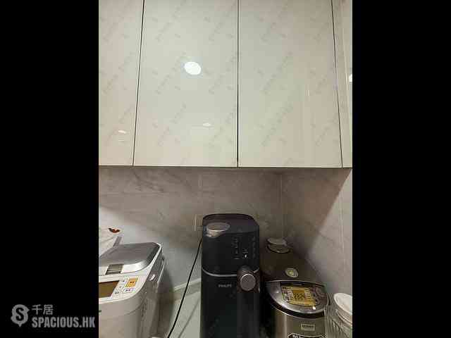 Sai Ying Pun - Ning Yeung Terrace Block A 08