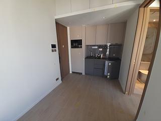 Sai Ying Pun - Des Voeux W Residence 07