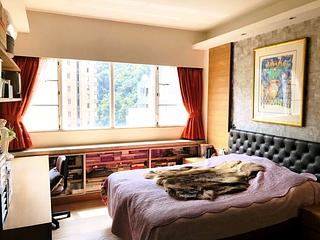 Mid Levels Central - Clovelly Court 03