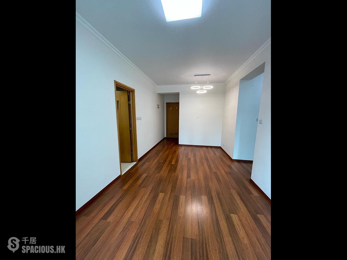 Wan Chai - 1, Star Street 01