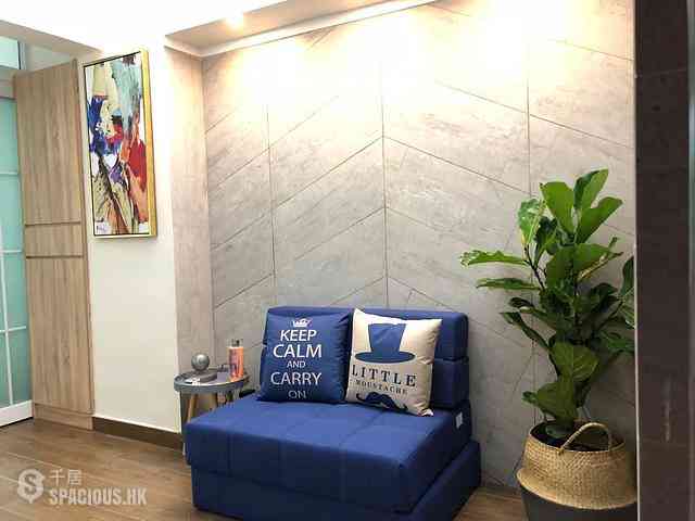 Wan Chai - Hennessy Building 02
