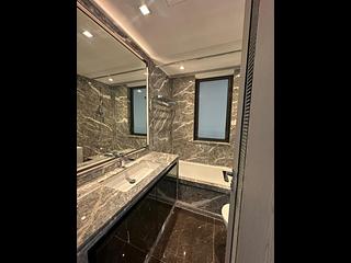 Wong Chuk Hang - The Southside Phase 3B Blue Coast Tower 2A 09