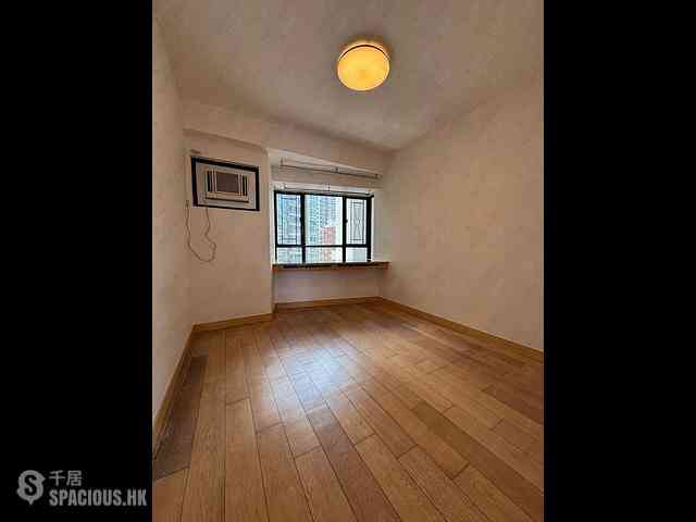 Mid Levels Central - The Grand Panorama Block 2 16