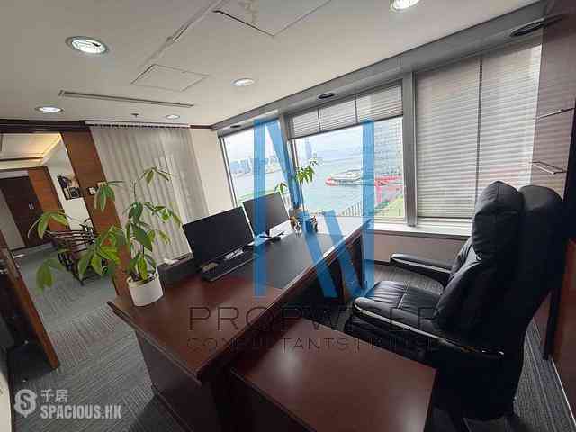 上环 - Shun Tak Centre - West Tower 03