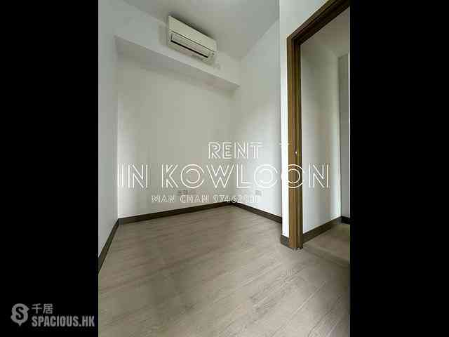 Tai Kok Tsui - L・Living 23 09