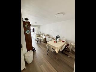 Sai Wan Ho - Lei King Wan Sites B Block 8 Yat Wah Mansion 03