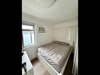 Sai Wan Ho - Lei King Wan Sites B Block 8 Yat Wah Mansion 04