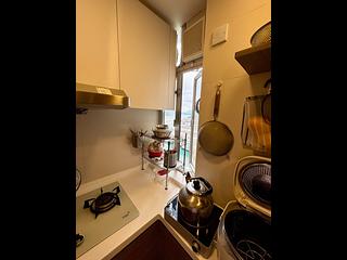 Sai Wan Ho - Lei King Wan Sites B Block 8 Yat Wah Mansion 07