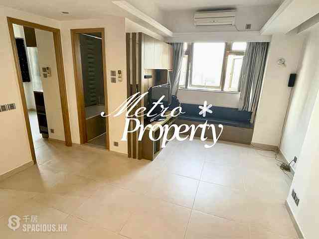 Soho - Caravan Court 03