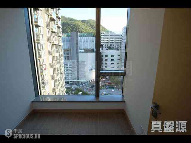 Wong Chuk Hang - The Southside Phase 2 La Marina Tower 1B 02