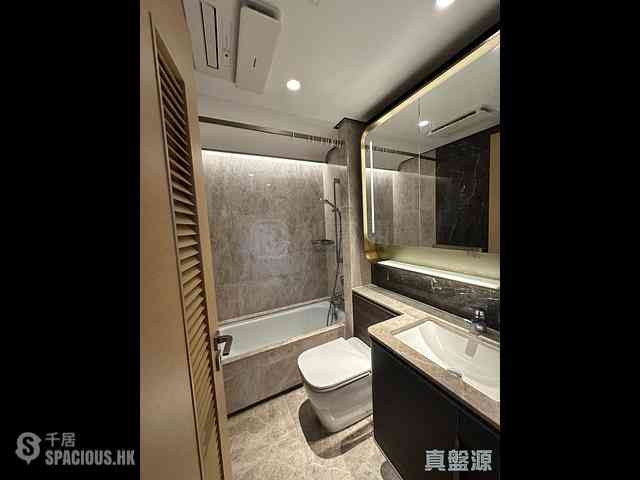 Wong Chuk Hang - The Southside Phase 2 La Marina Tower 1B 05