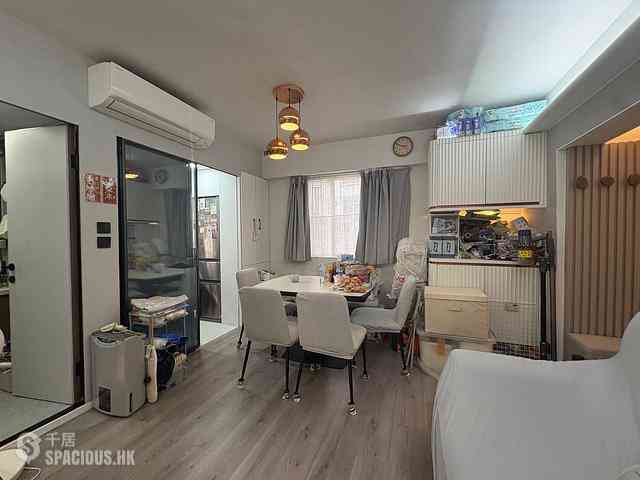 Sai Ying Pun - Hang Sing Mansion 03