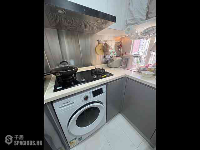 Sai Ying Pun - Hang Sing Mansion 12