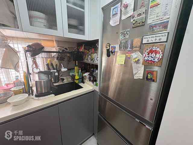 Sai Ying Pun - Hang Sing Mansion 13