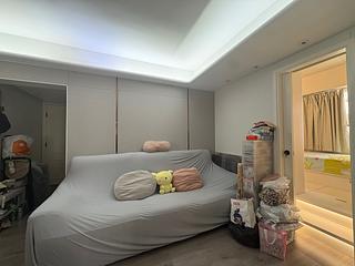 Sai Ying Pun - Hang Sing Mansion 16
