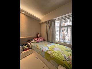 Sai Ying Pun - Hang Sing Mansion 17