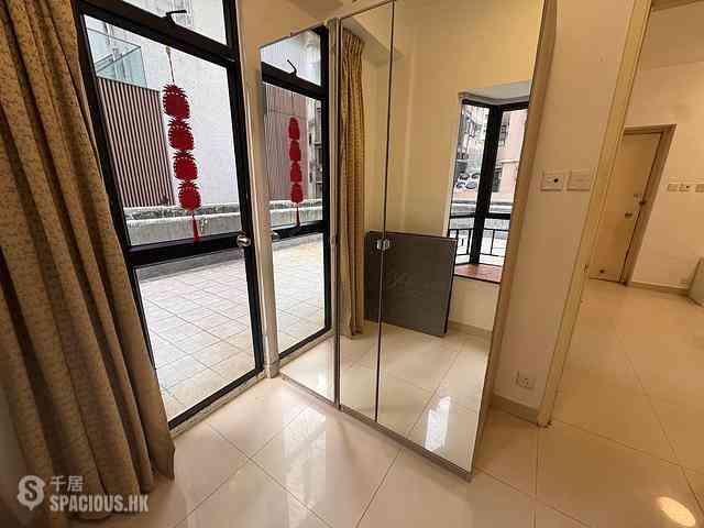 Sai Ying Pun - Wo Yick Mansion 04