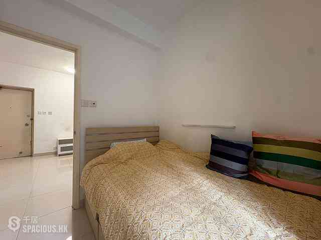 Sai Ying Pun - Wo Yick Mansion 08