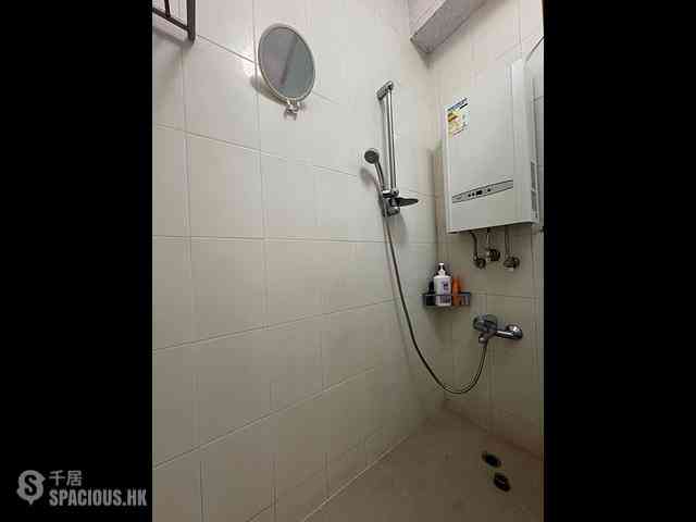 Sai Ying Pun - Wo Yick Mansion 12