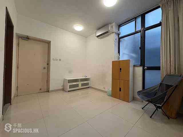 Sai Ying Pun - Wo Yick Mansion 15