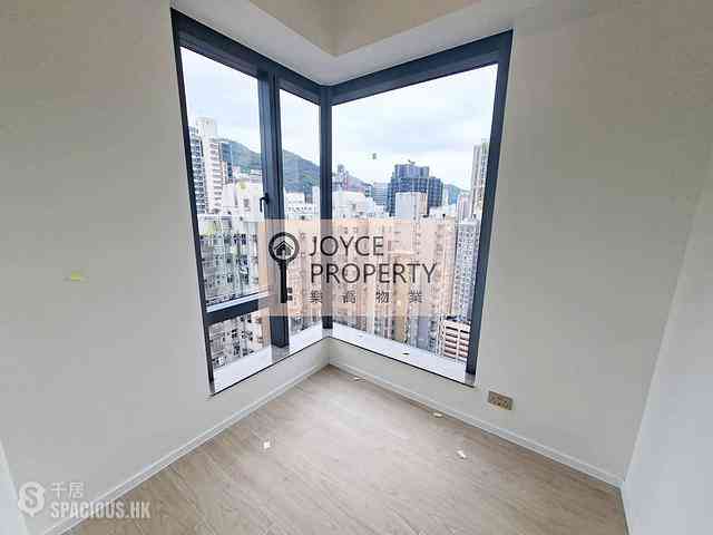 Sai Ying Pun - Des Voeux W Residence 05