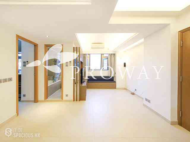 Soho - Caravan Court 03