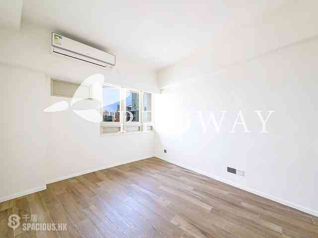 Mid Levels Central - St. Joan Court 04