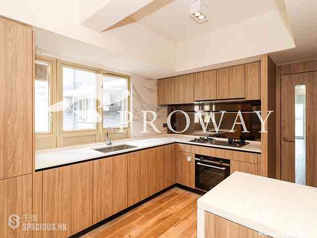 Mid Levels Central - St. Joan Court 09